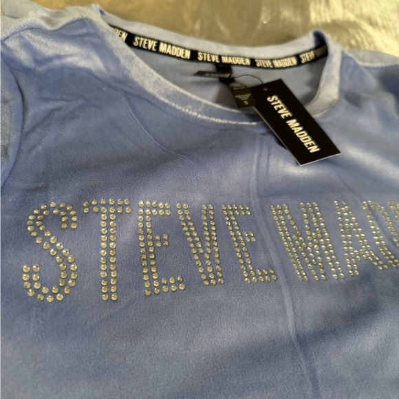 Steve Madden velour Pajama Set - Picture 4 of 9